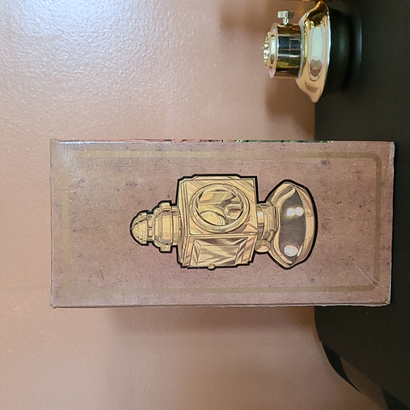 AVON Auto Lantern Oland Aftershave & Talc Decanter! Full/ Unopened with Box! - Picture 11 of 16